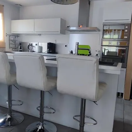 Hébergement de vacances Maison De Au Soleil Laroque-des-Albères